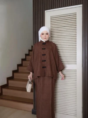 Aira Collection warna Rich Brown